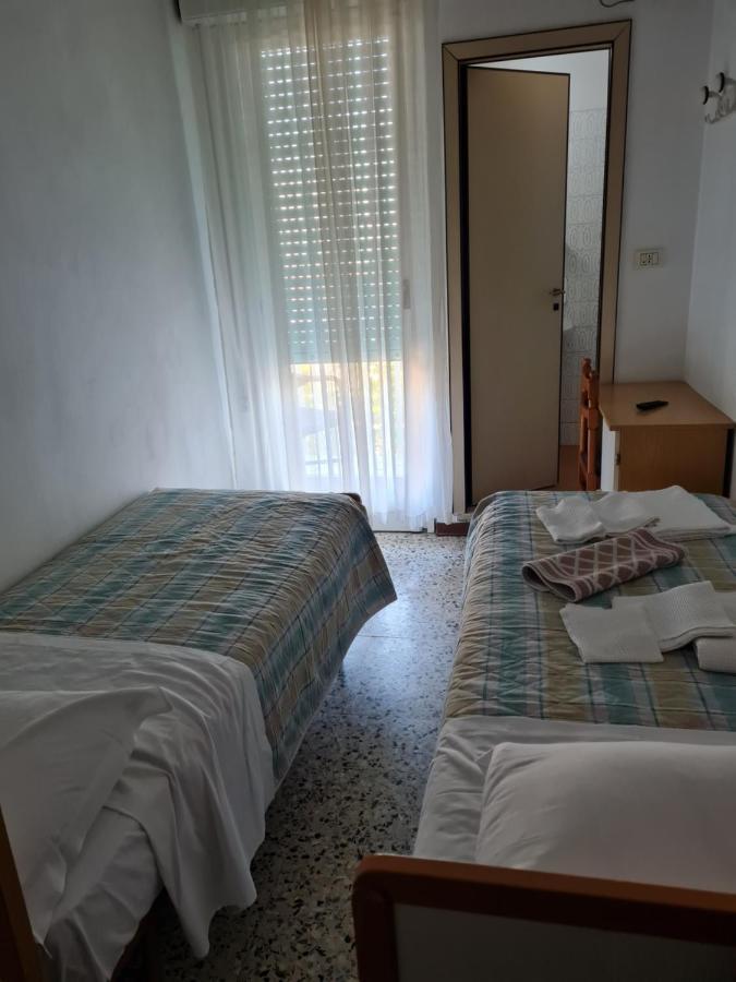 Hotel Marconi Miramare Rimini Extérieur photo