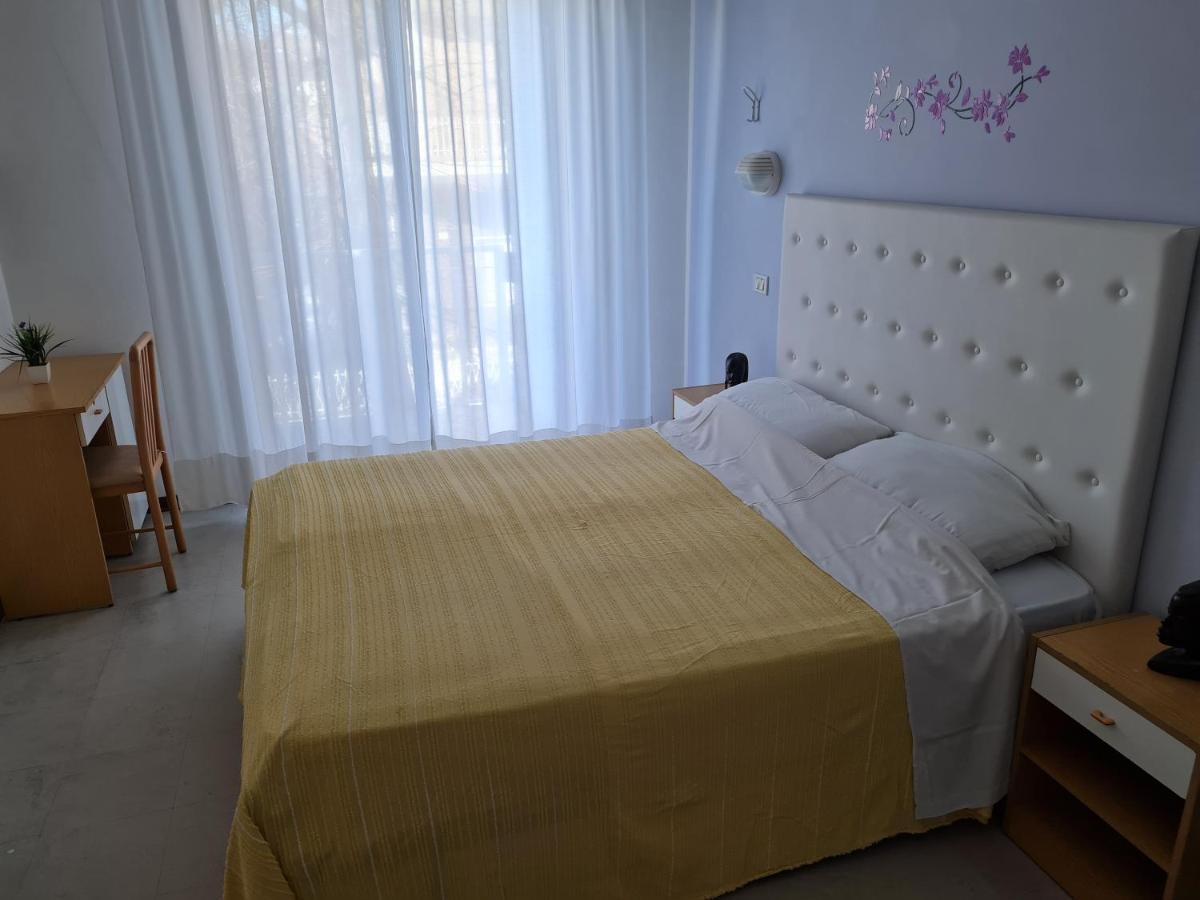 Hotel Marconi Miramare Rimini Extérieur photo
