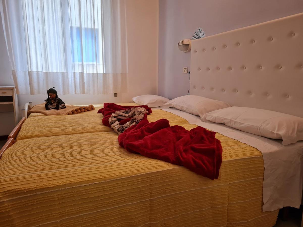 Hotel Marconi Miramare Rimini Extérieur photo