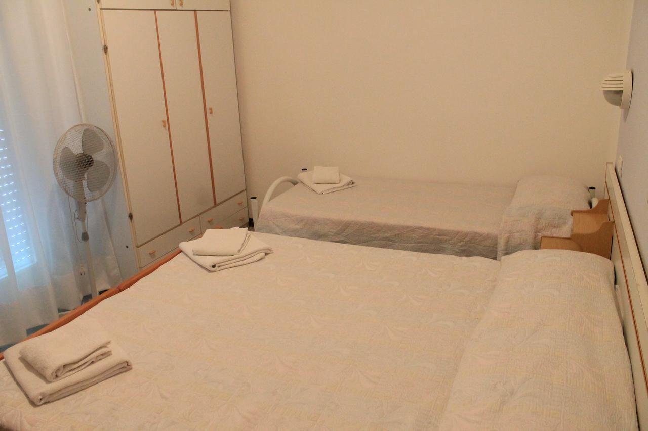 Hotel Marconi Miramare Rimini Extérieur photo